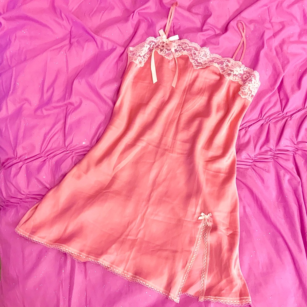 Victoria’s Secret Vtg Pink Satin Nightgown Chemise